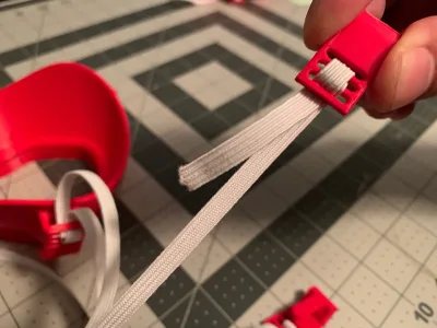 Improved Elastic Attachment_Remix to hold 1/4"-1/2" elastic