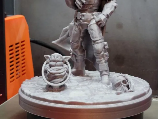 The Mandalorian Support Free Remix with Round Base – Modello 3D gratuito STL